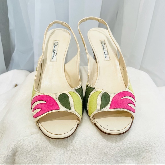 Oscar de la Renta Vintage Floral Kitten Heels - Picture 7 of 7